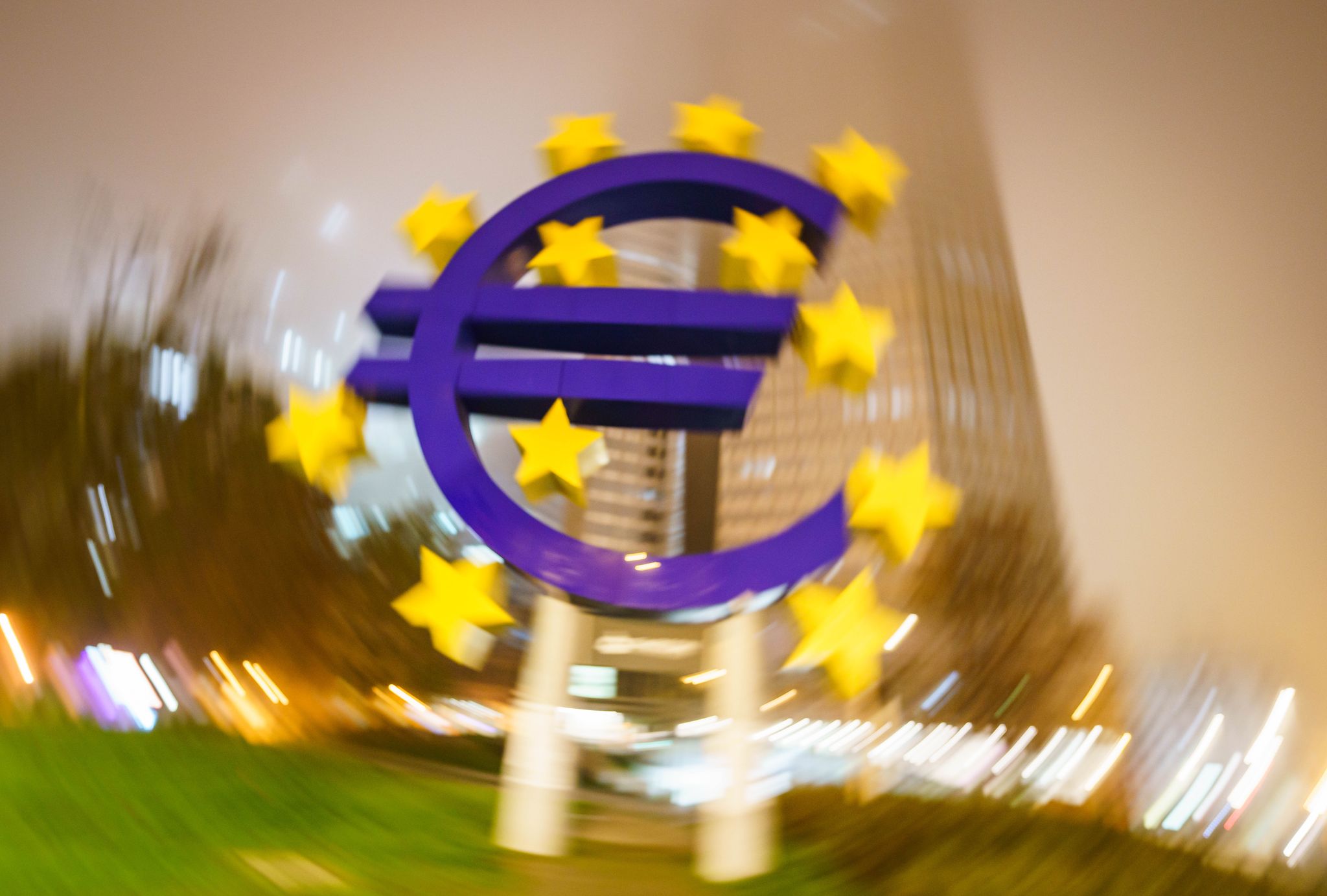 Inflation in Eurozone steigt auf Rekordwert von 10,6 Prozent