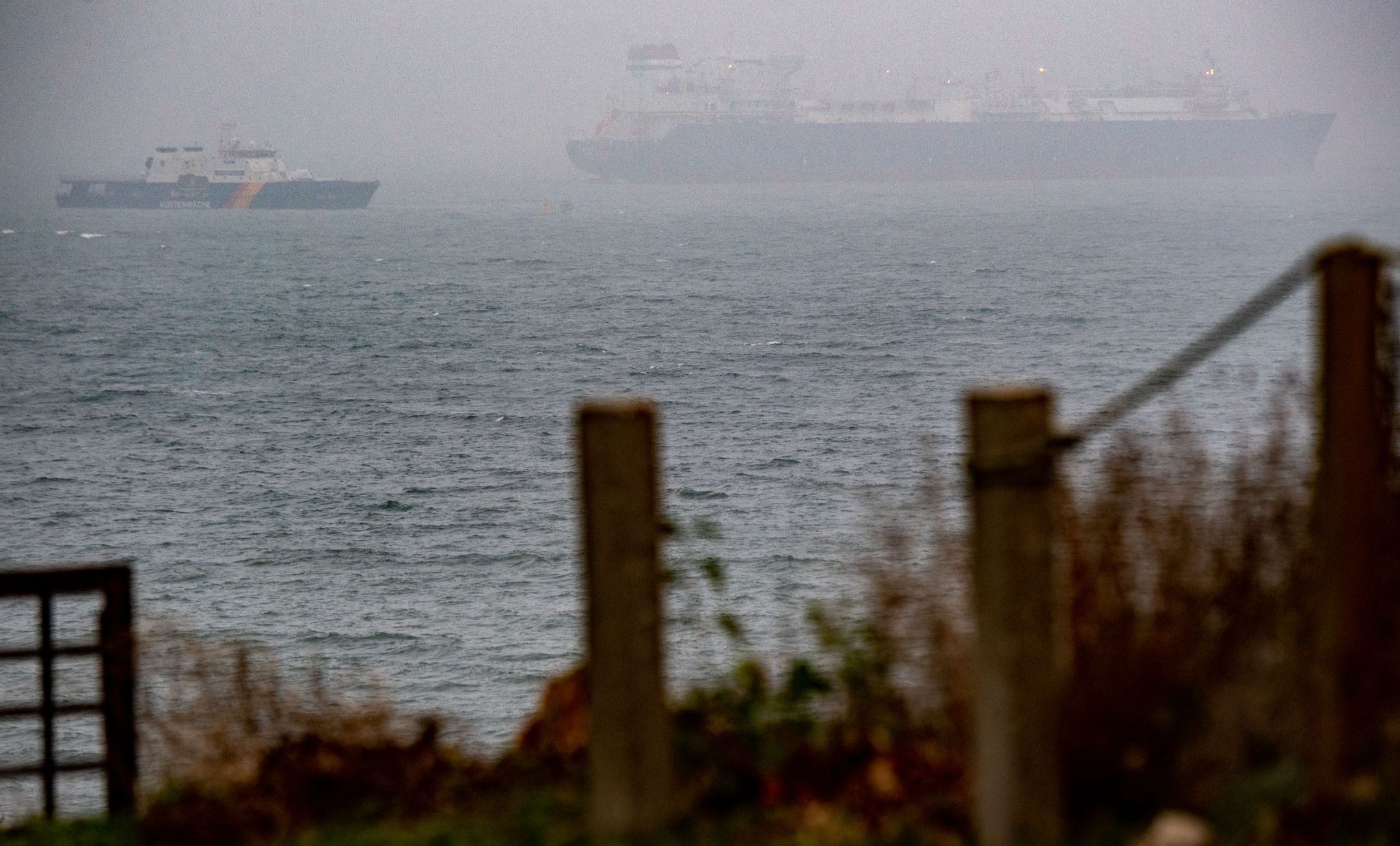 Erstes Schiff zur Flüssigerdgas-Umwandlung in Deutschland