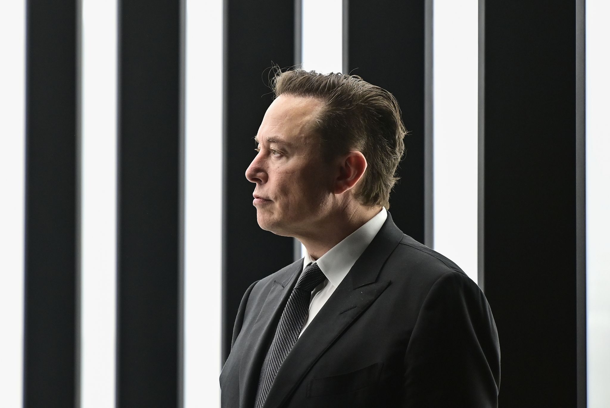 Musk will erst einmal keine weiteren Tesla-Aktien verkaufen