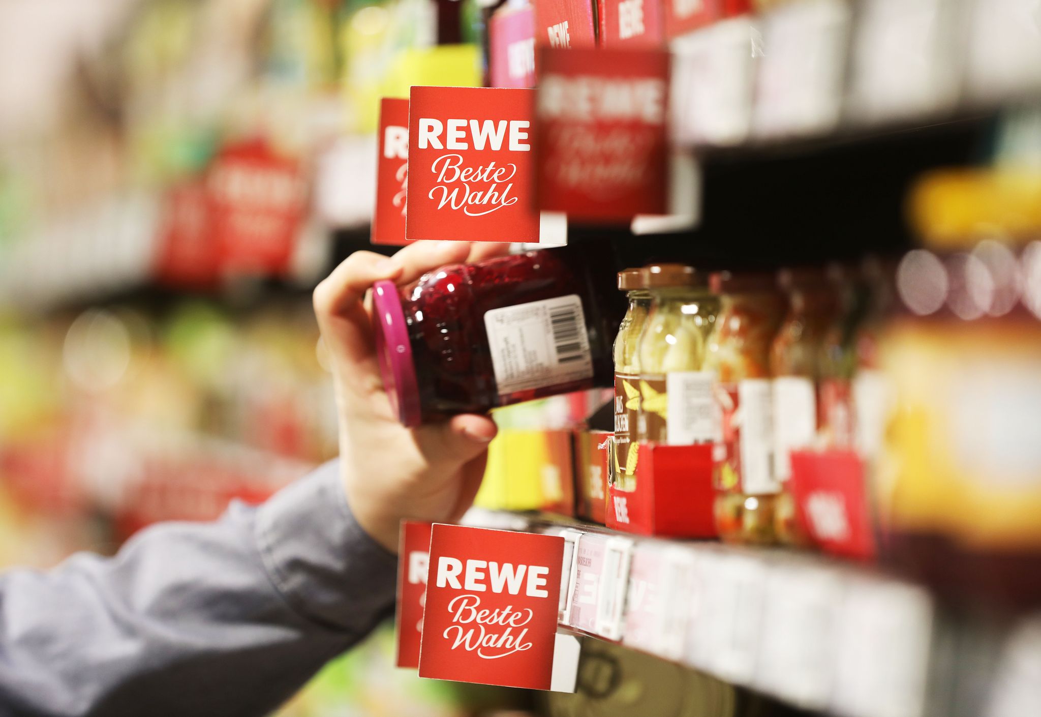 Rewe: Hersteller fordern Preisanhebungen in Milliardenhöhe