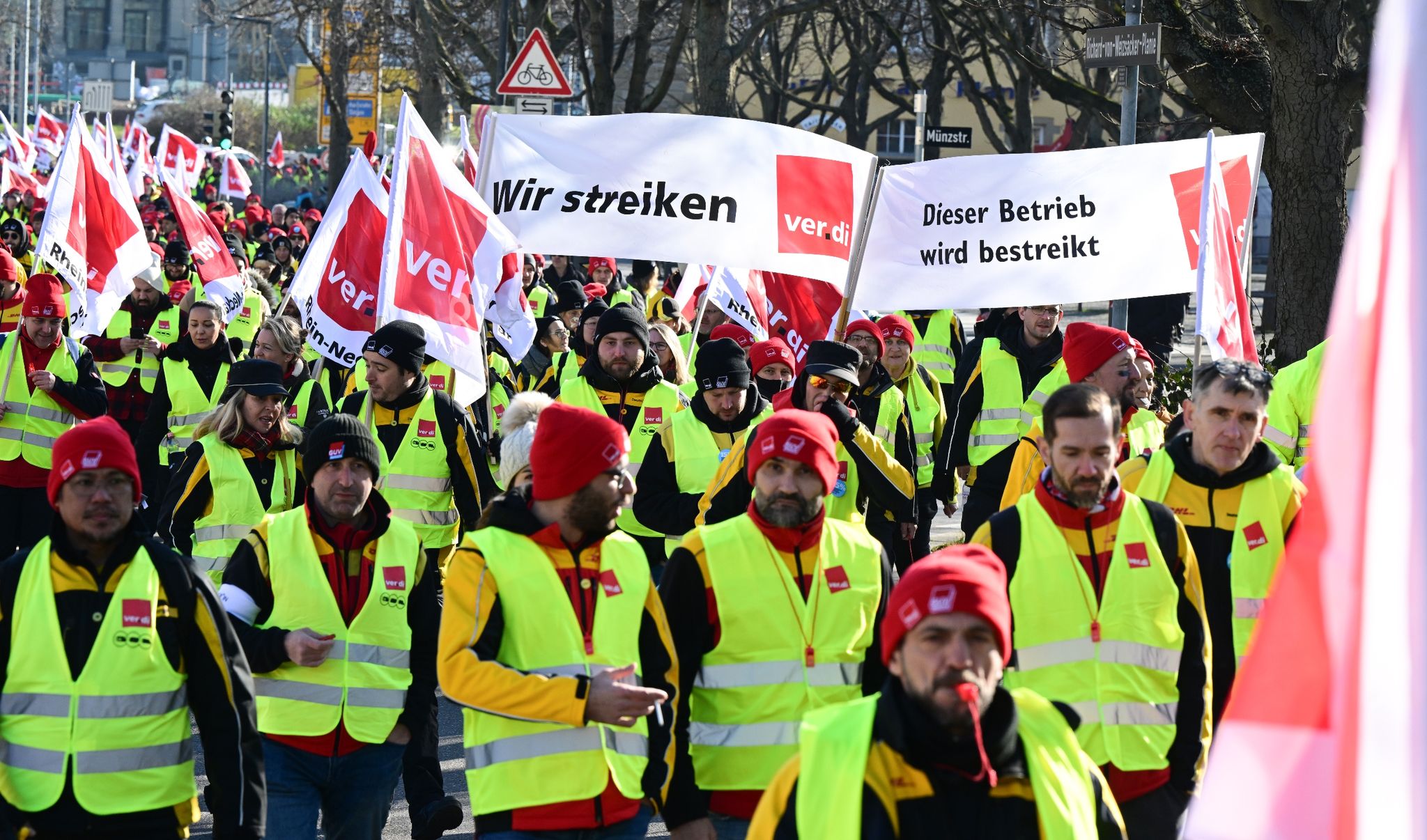 Post-Warnstreiks: Millionen Briefe bleiben liegen