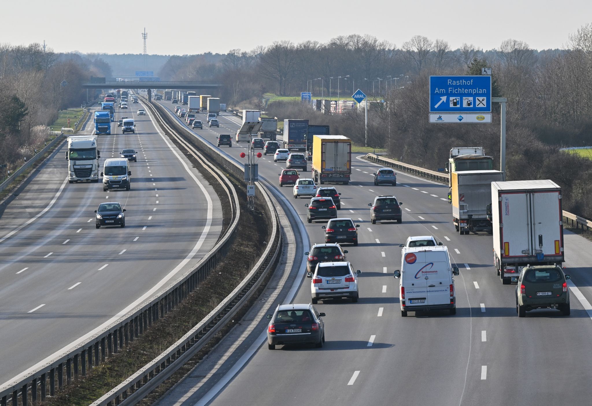 Güterverkehr wächst deutlich – vor allem auf der Straße