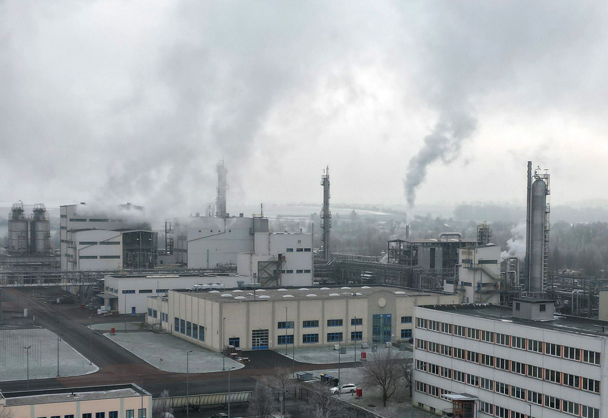 Chemiebranche erwartet weiter kräftig sinkende Produktion