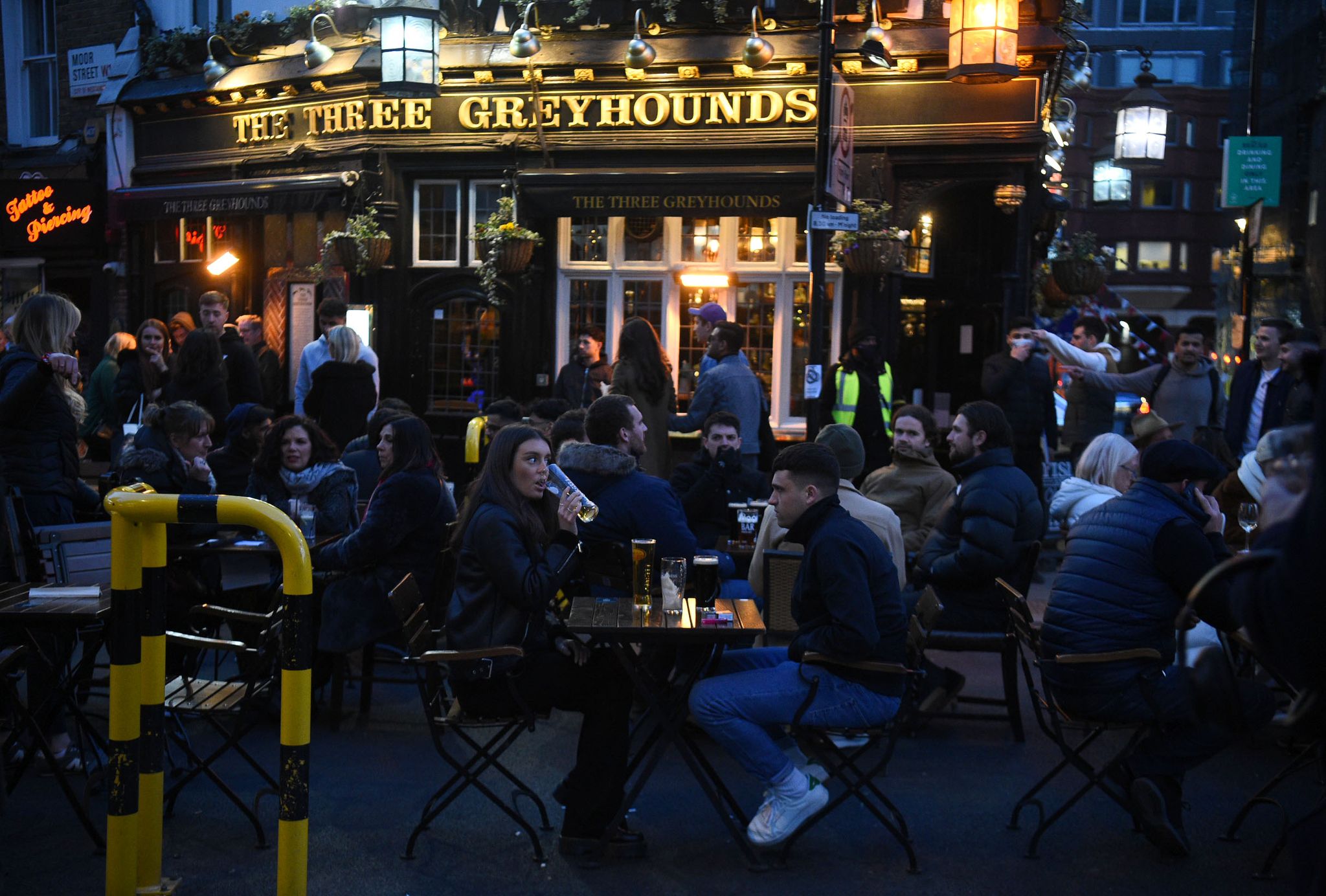 Steuer auf Fassbier eingefroren – London unterstützt Pubs