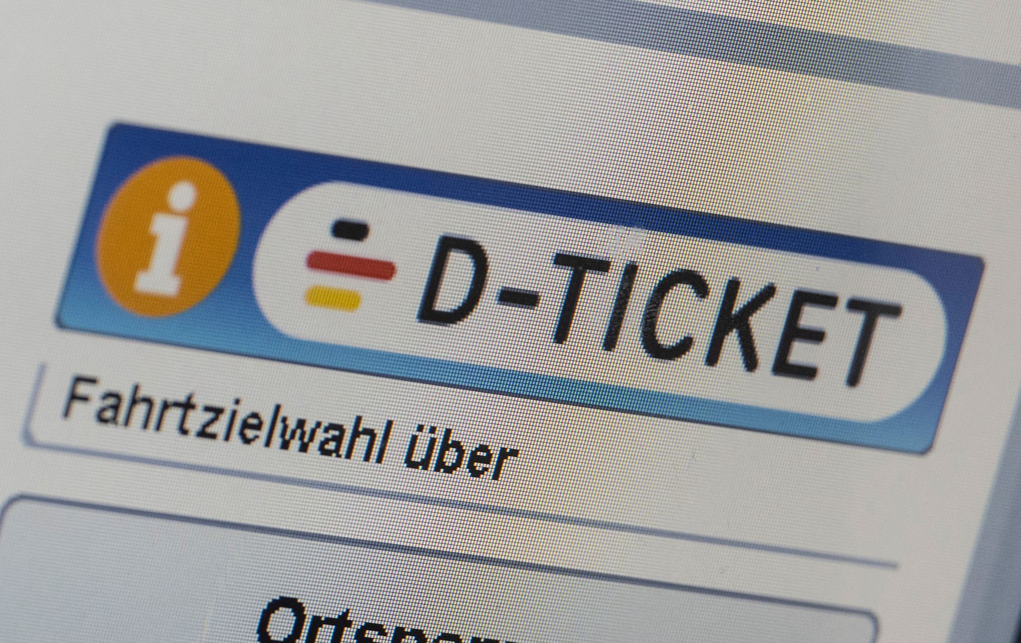 Hohe Nachfrage zum Verkaufsstart des 49-Euro-Tickets