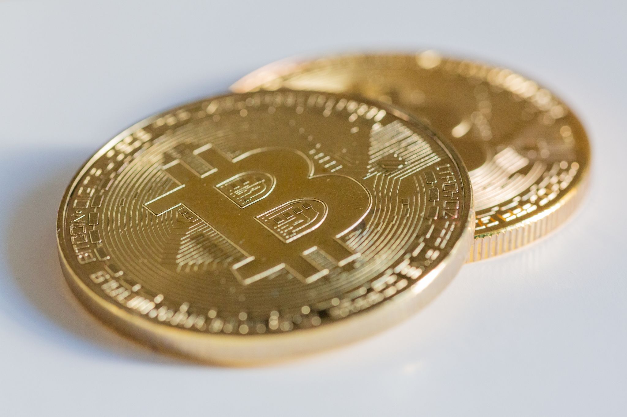 Bitcoin erstmals seit Juni 2022 über 30.000 Dollar