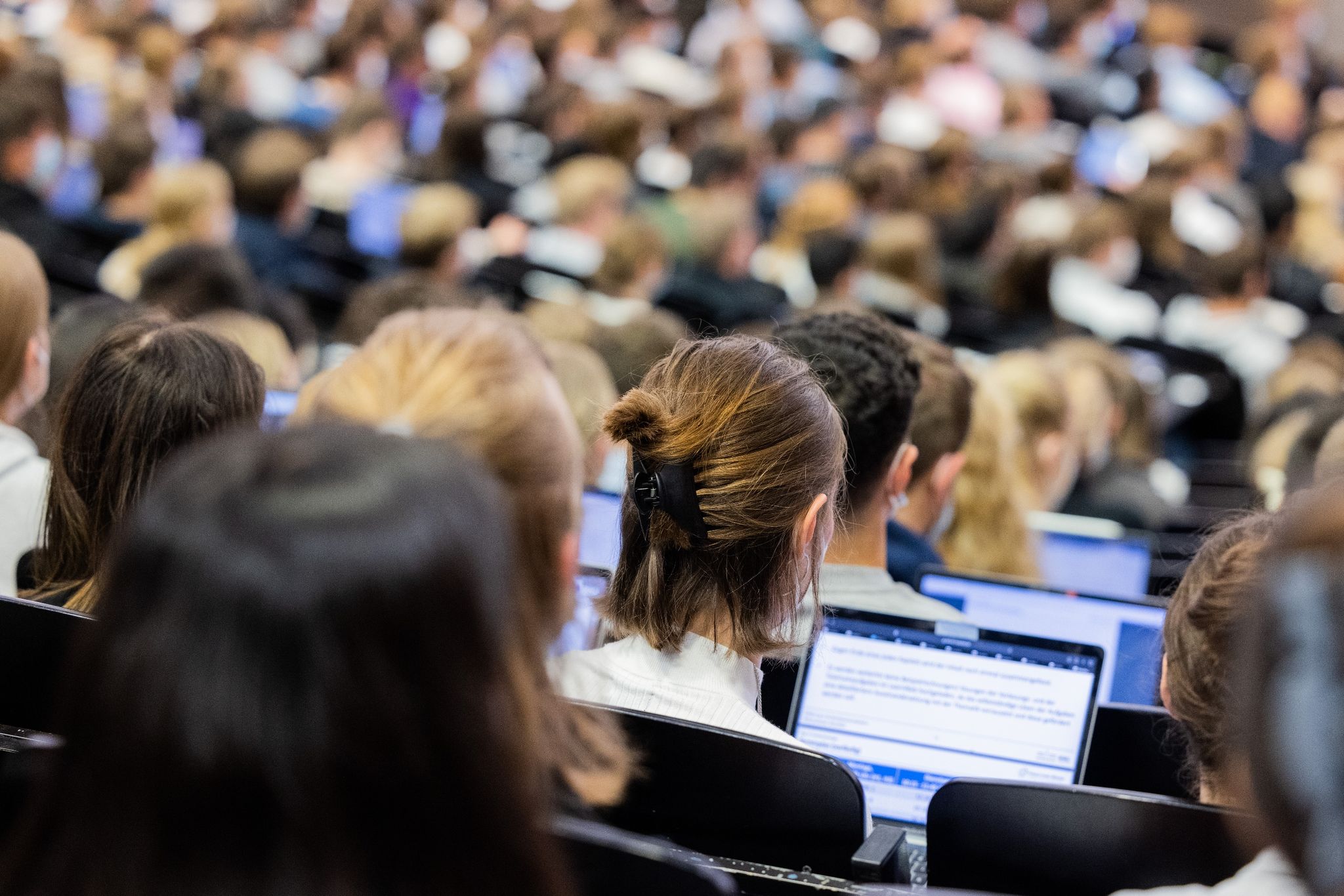 Umfrage: Nicht studierte Eltern sind Karrierenachteil