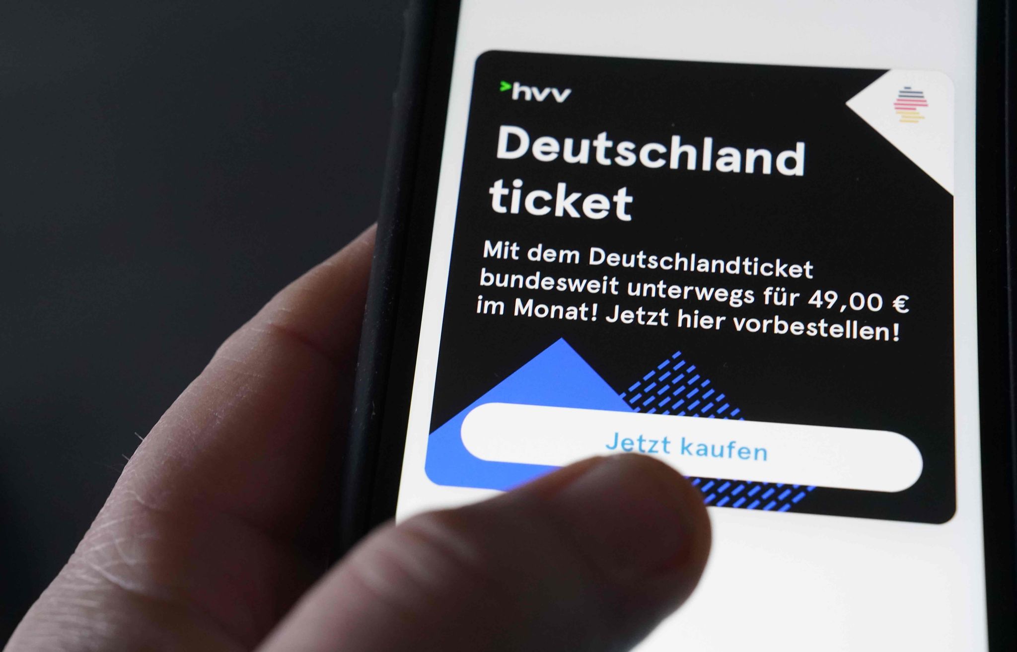 Inzwischen rund sieben Millionen 49-Euro-Tickets verkauft