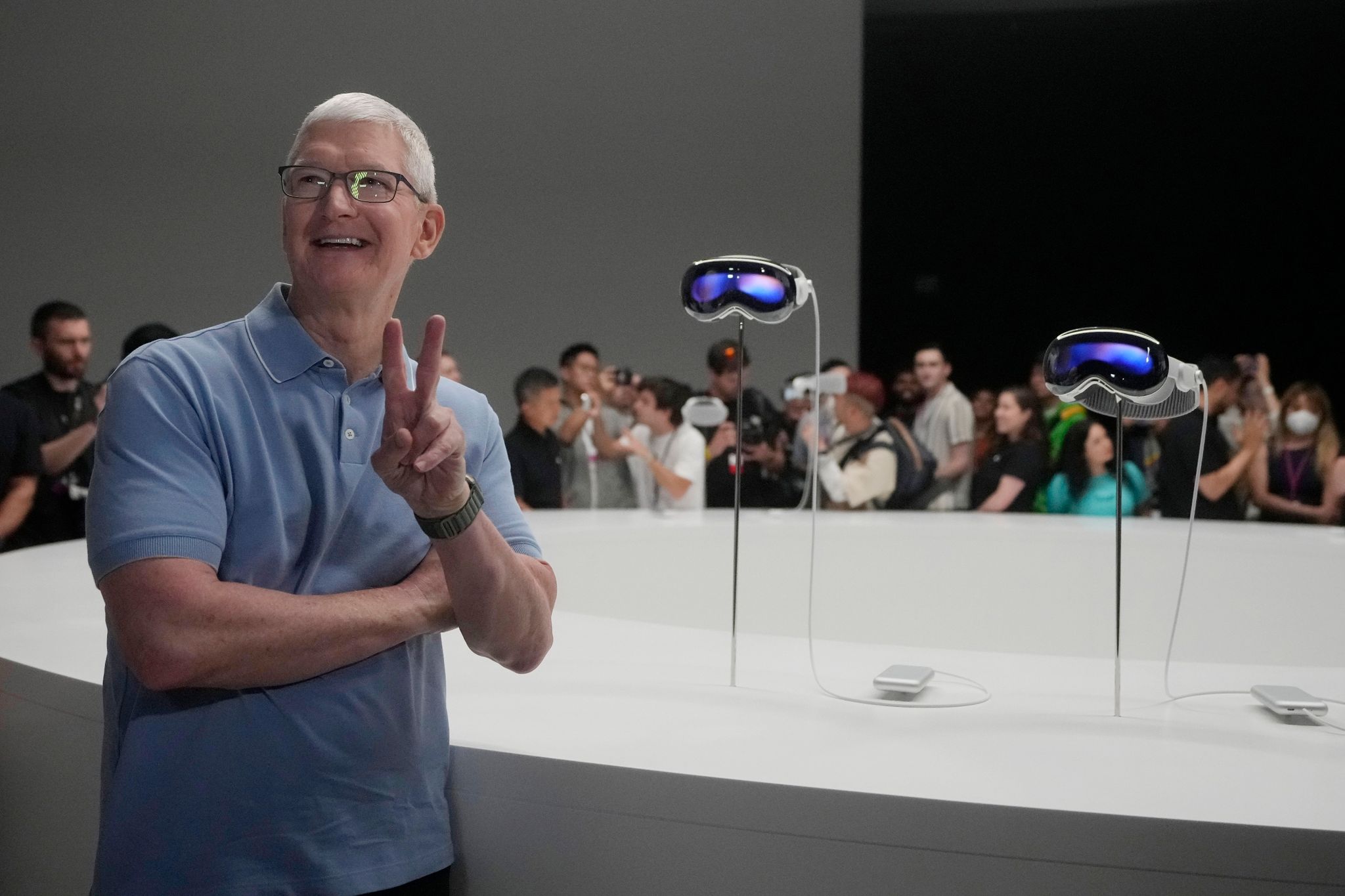 Apple-Chef Cook wettet mit Computer-Brille auf die Zukunft