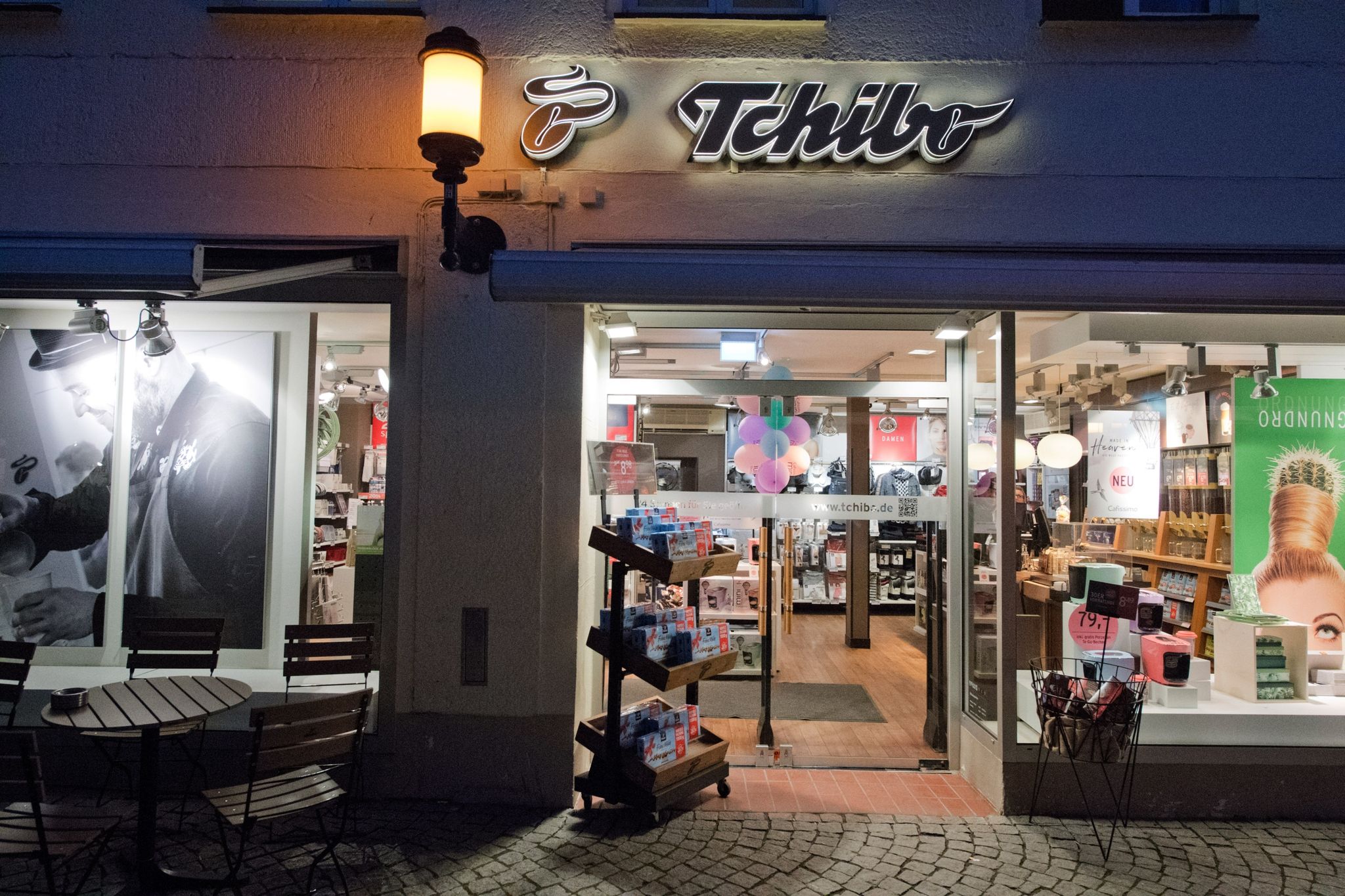 Tchibo will rund 300 Stellen streichen