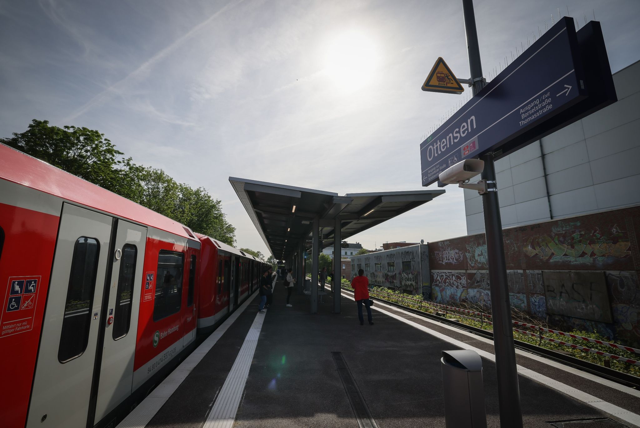 Bahn weitet KI-Projekt auf Hamburg und Berlin aus