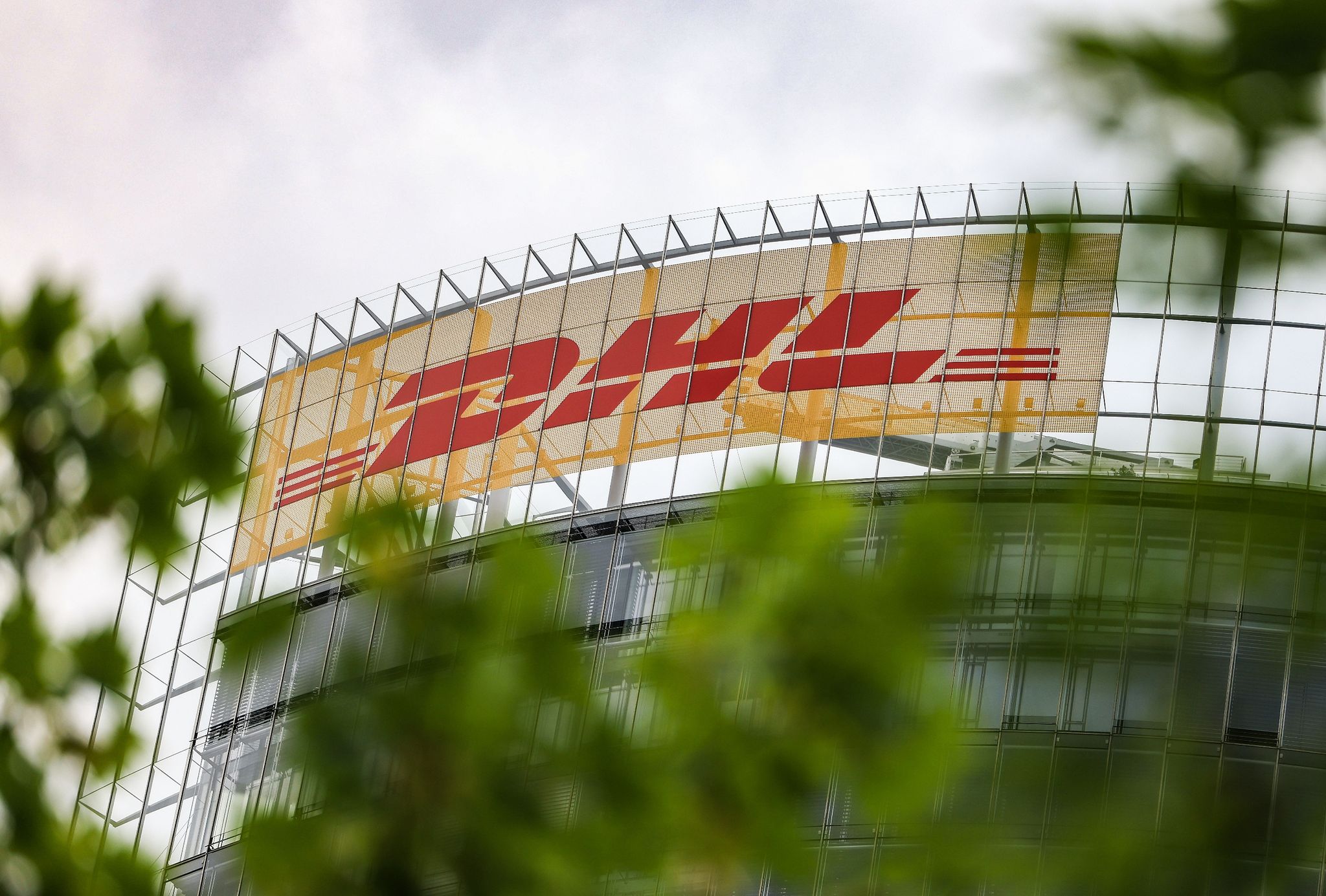 Umbenennung vollzogen: Die Post heißt nur noch DHL Group