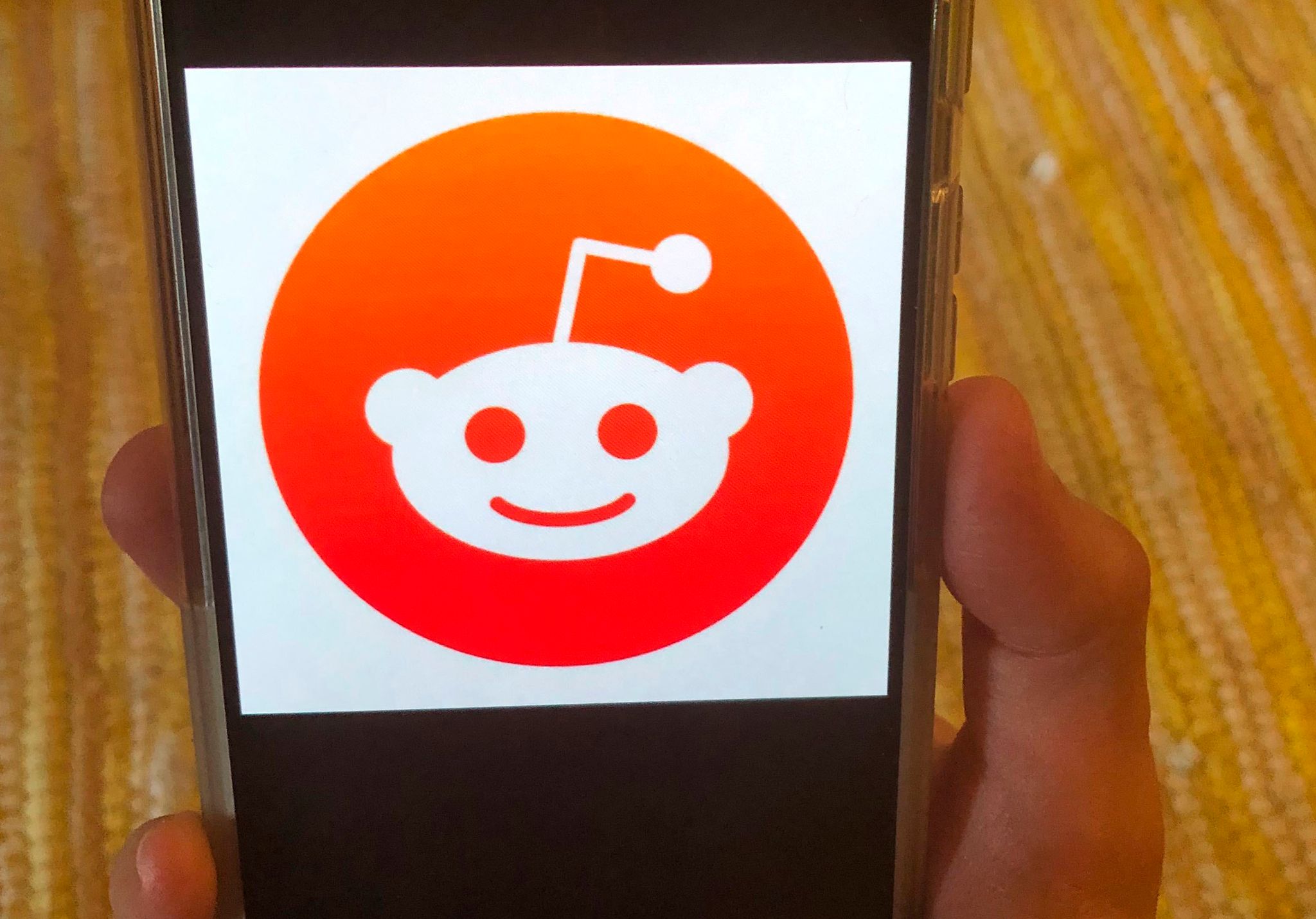 Online-Plattform Reddit treibt Börsenpläne voran