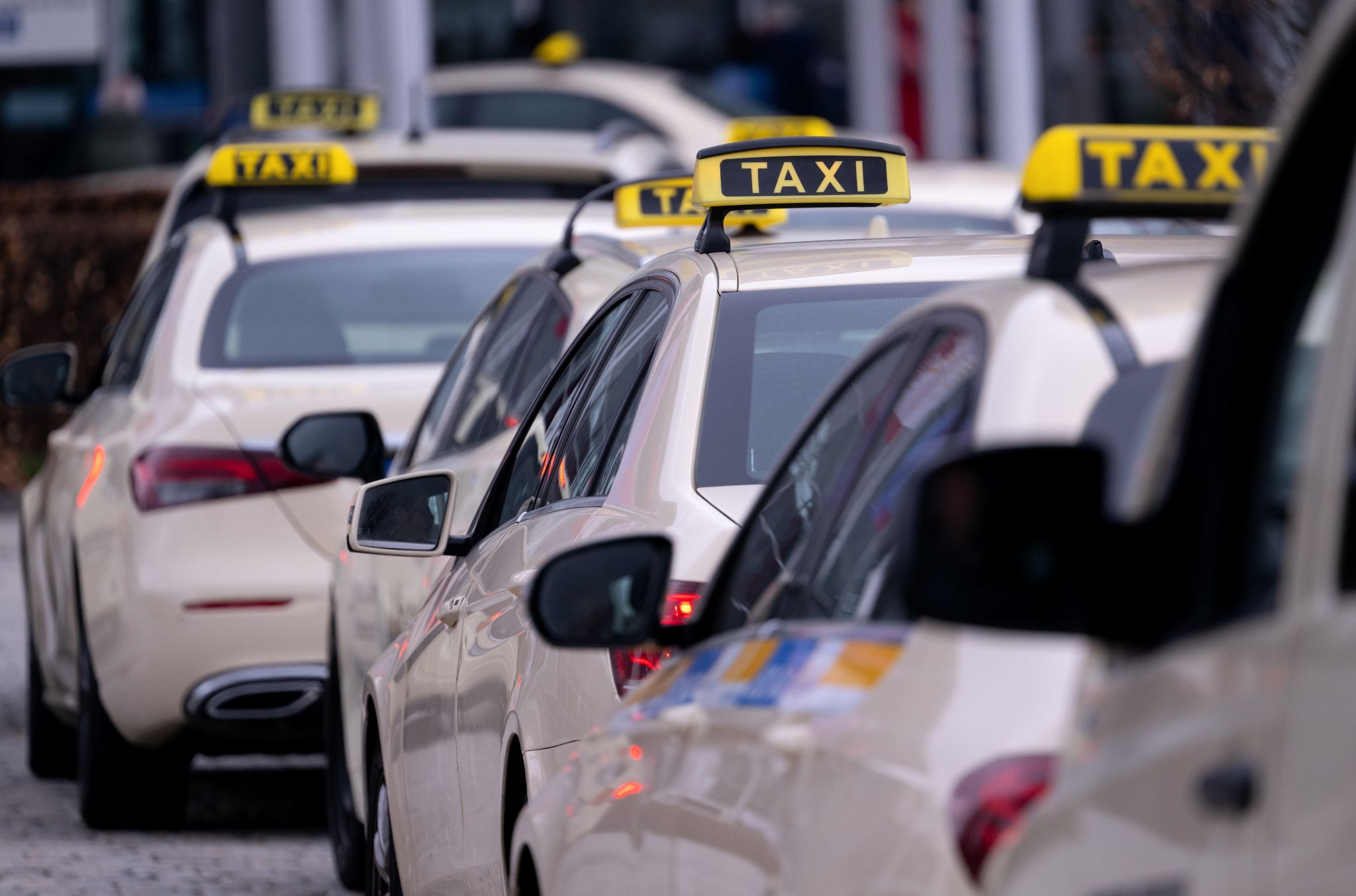 Große Unterschiede bei Taxitarifen in deutschen Großstädten