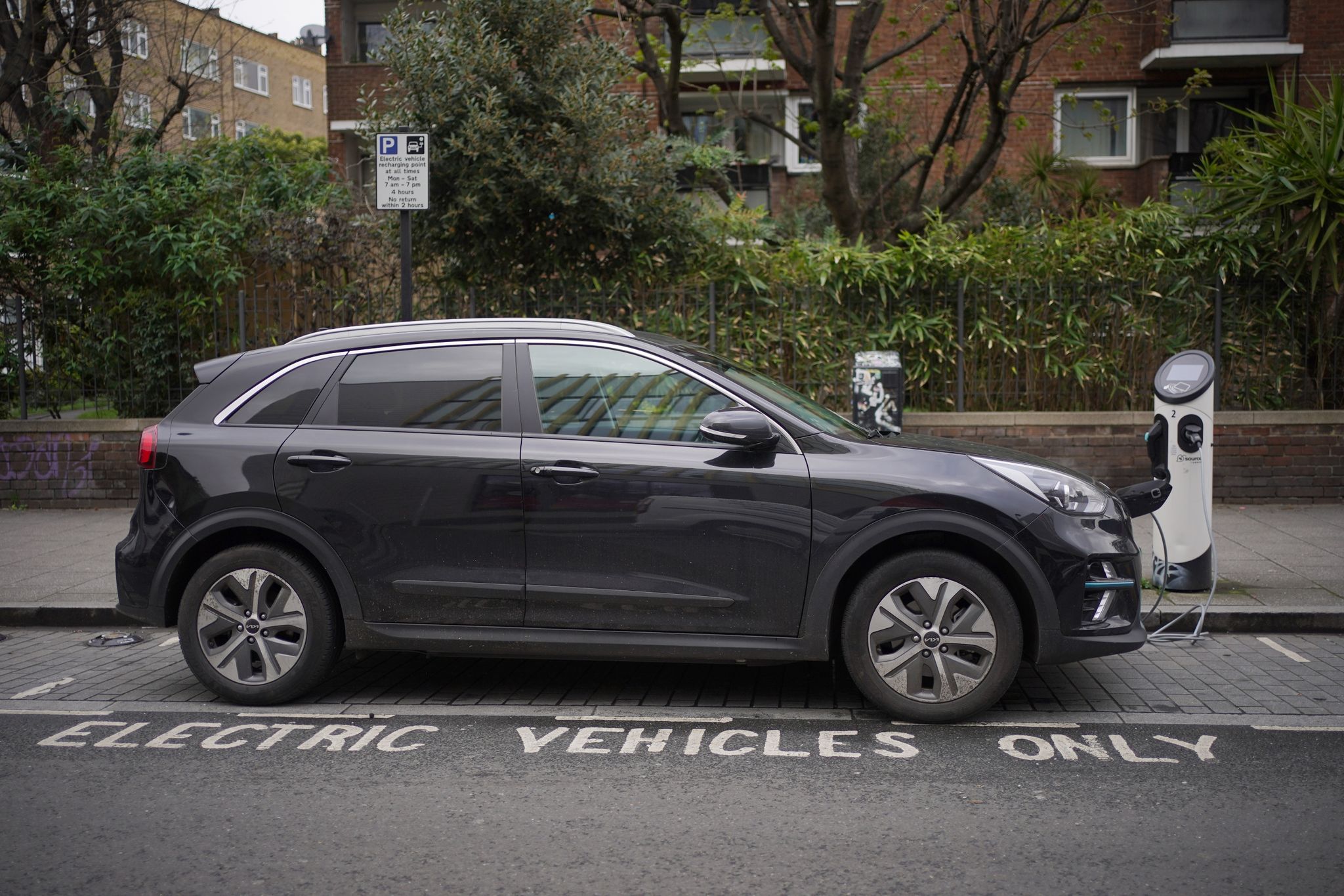 Zahl neu zugelassener Elektroautos geht zurück