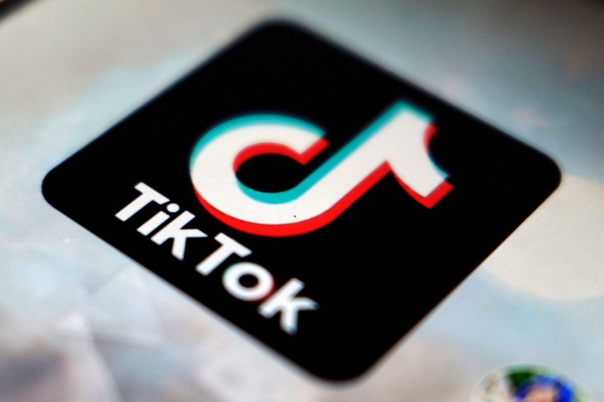 EU-Kommission leitet Verfahren gegen TikTok ein