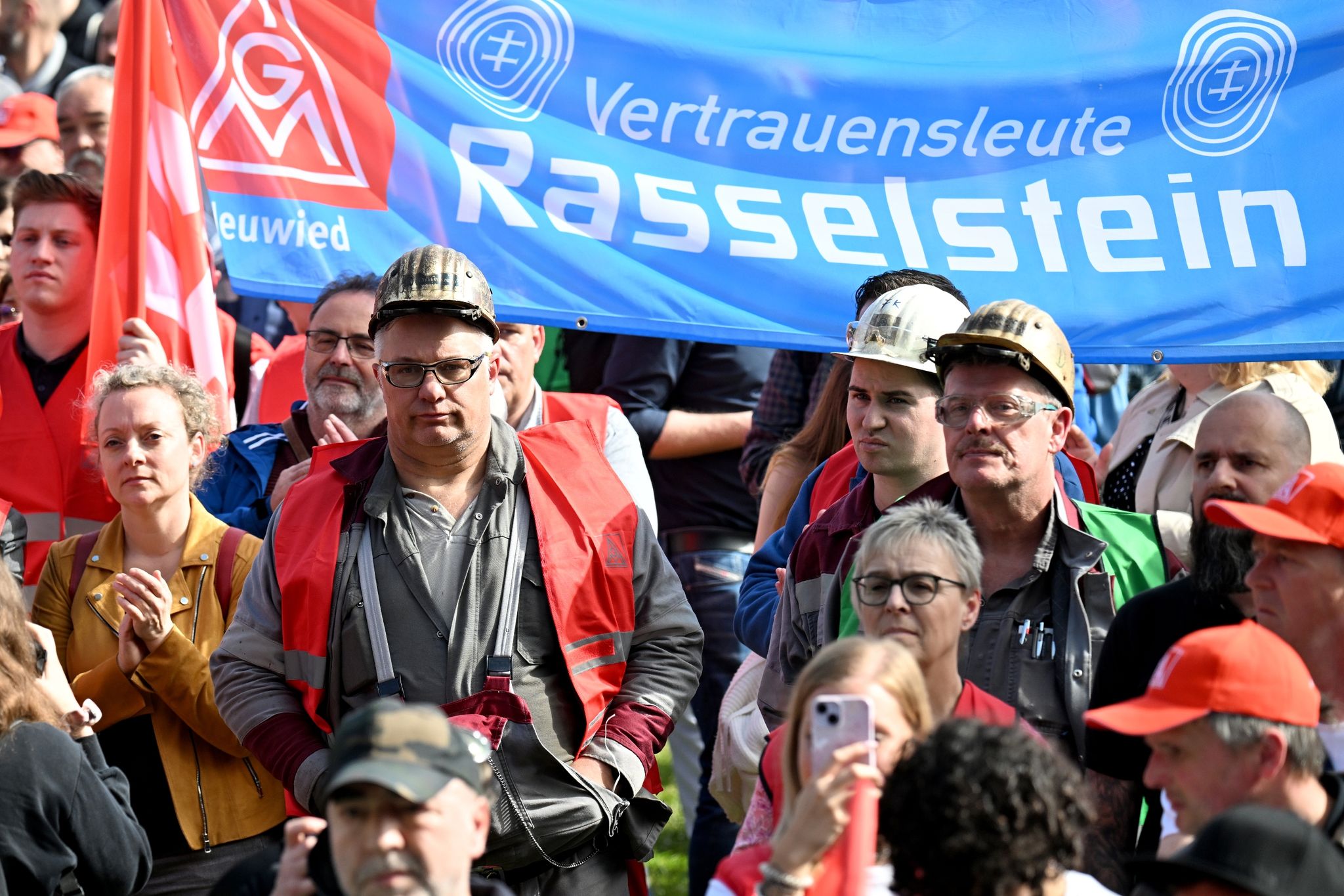 Existenzsorgen in Stahlbranche: Von der Leyen gegen Dumping