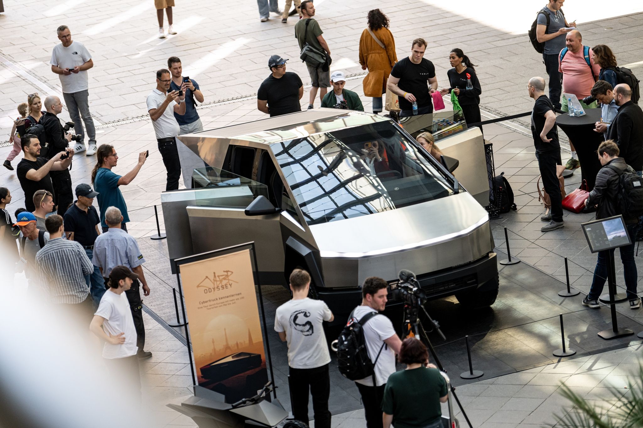 Tesla präsentiert «Cybertruck» in Deutschland