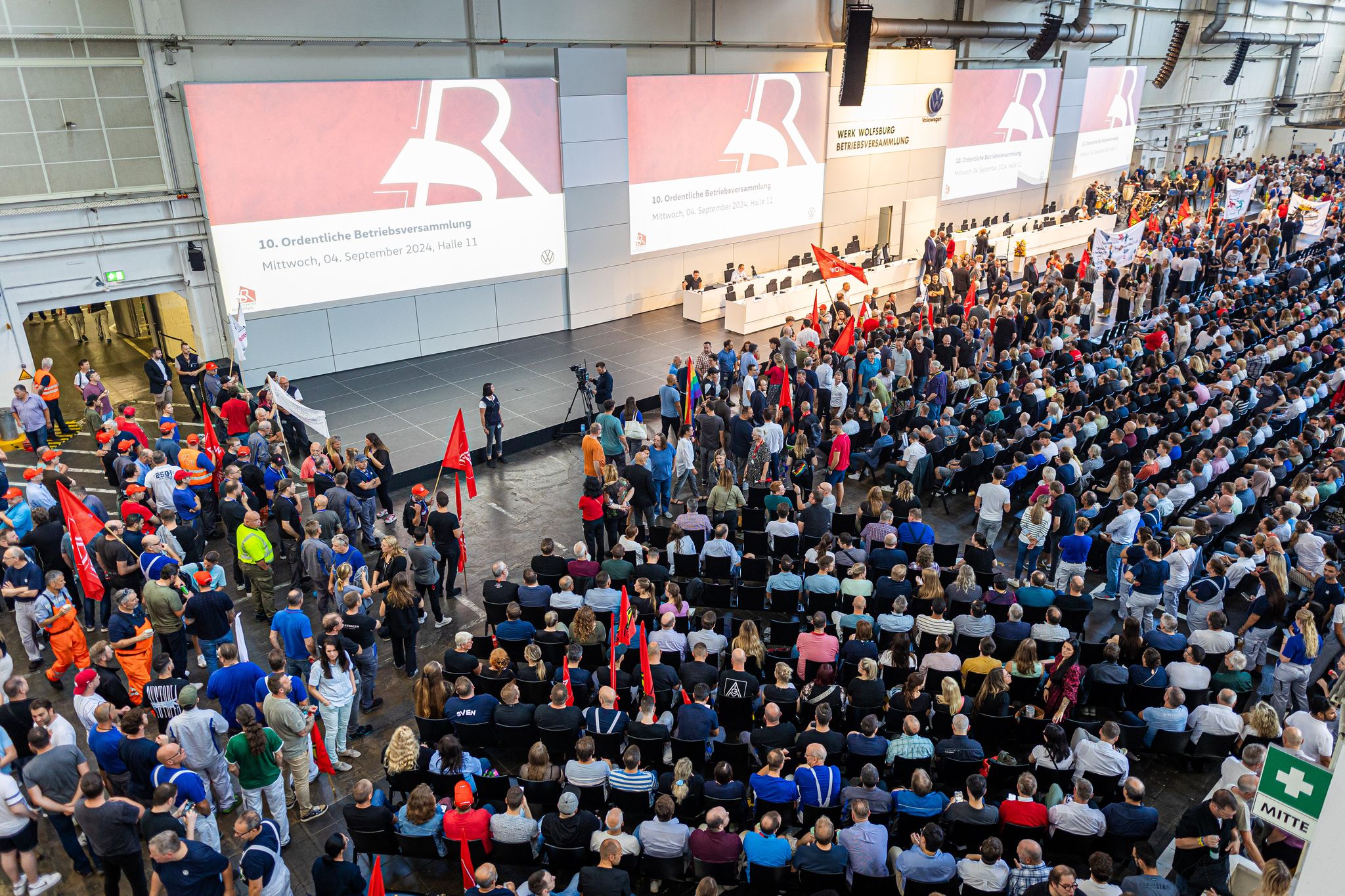 VW vor turbulenter Betriebsversammlung in Wolfsburg