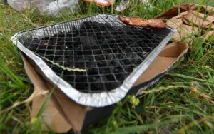 Grillen to go: Deutsche greifen öfter zum Einweggrill