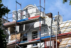 Abreißen und neu bauen statt sanieren: Was dagegen spricht