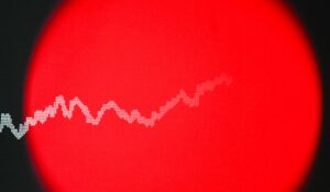 Dax steigt erstmals über 25.000 Punkte