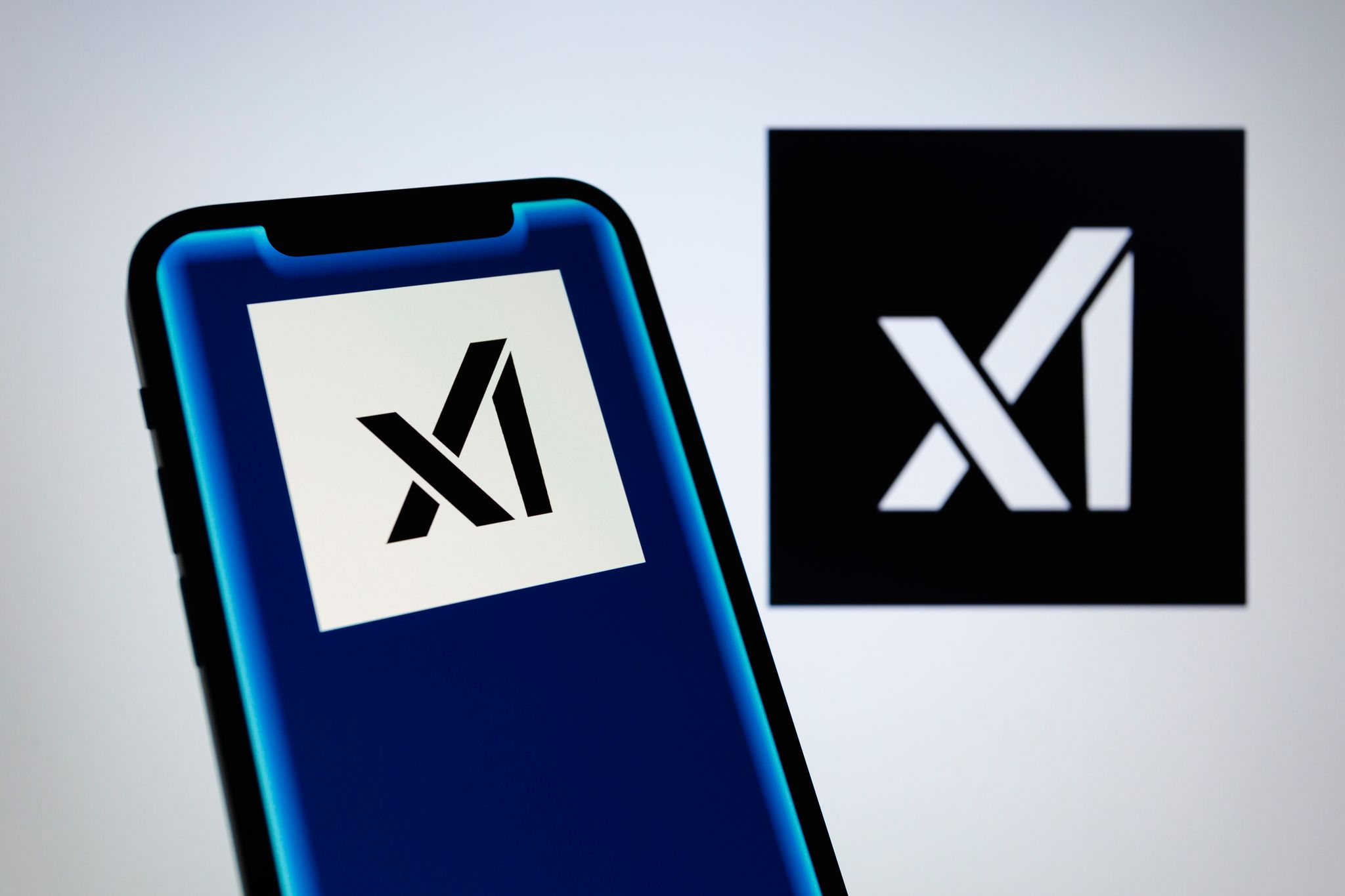 Schranken für anzügliche KI-Bilder bei Musk-Chatbot Grok